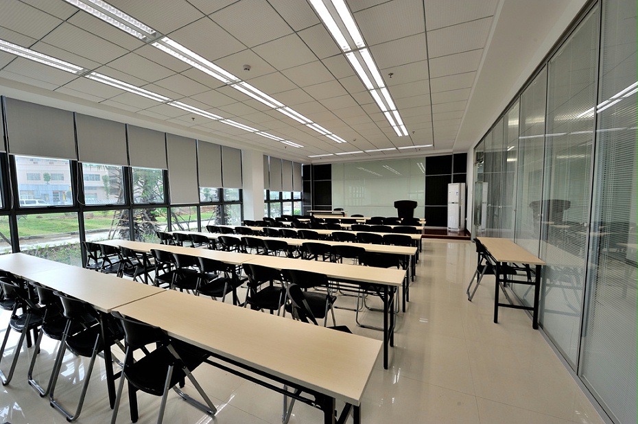 深圳廠房裝修設(shè)計