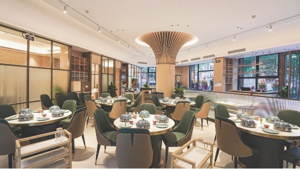 一個(gè)成功的餐飲店在餐廳裝修中做了些什么？